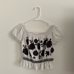 Black floral embroidery crop top